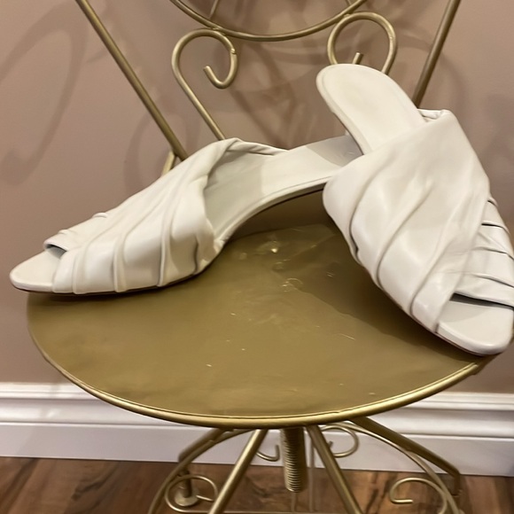 Vince Peep Toe Flat - Picture 2 of 5